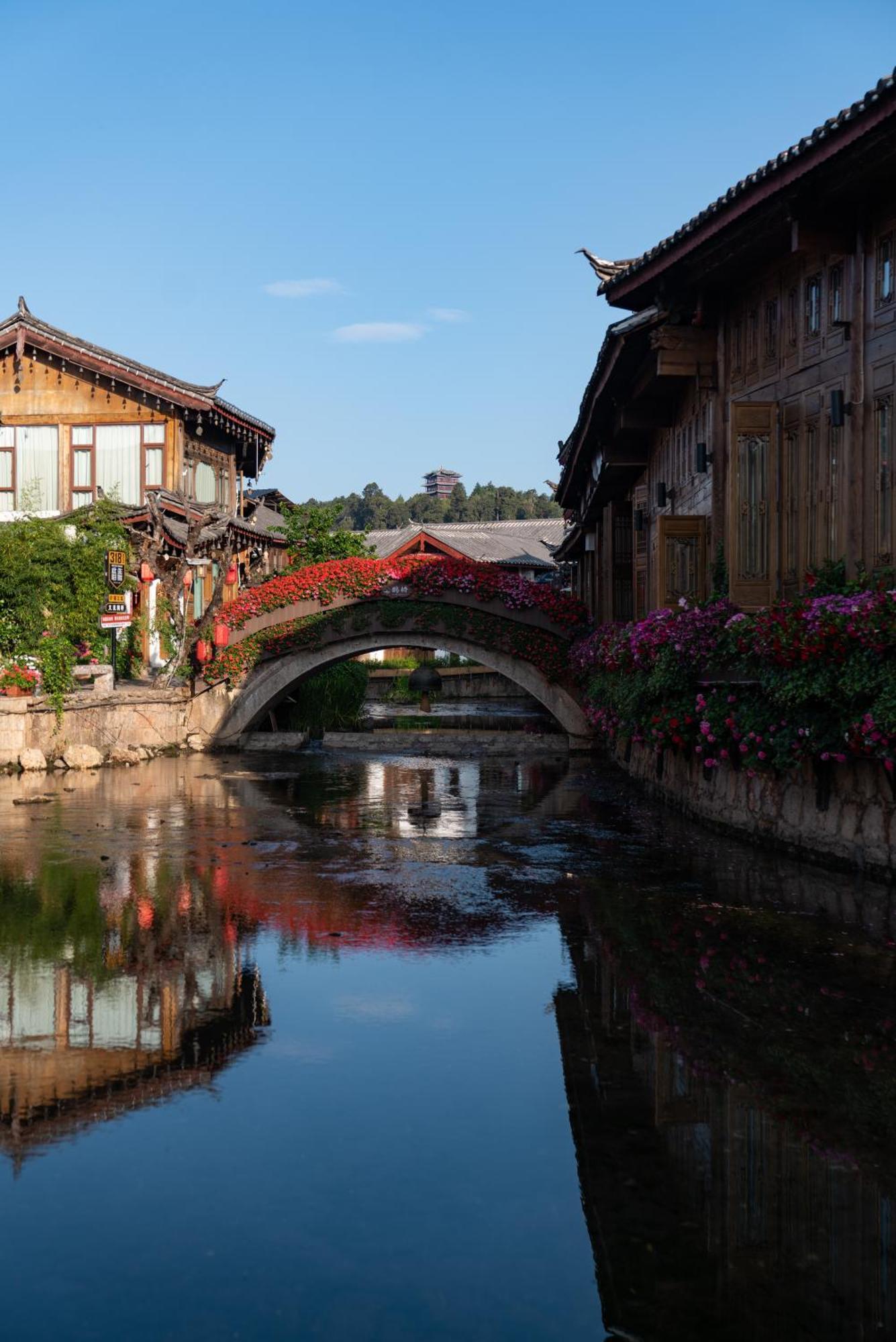 Jun Bo Xuan Boutique Hotel Ліцзян Екстер'єр фото